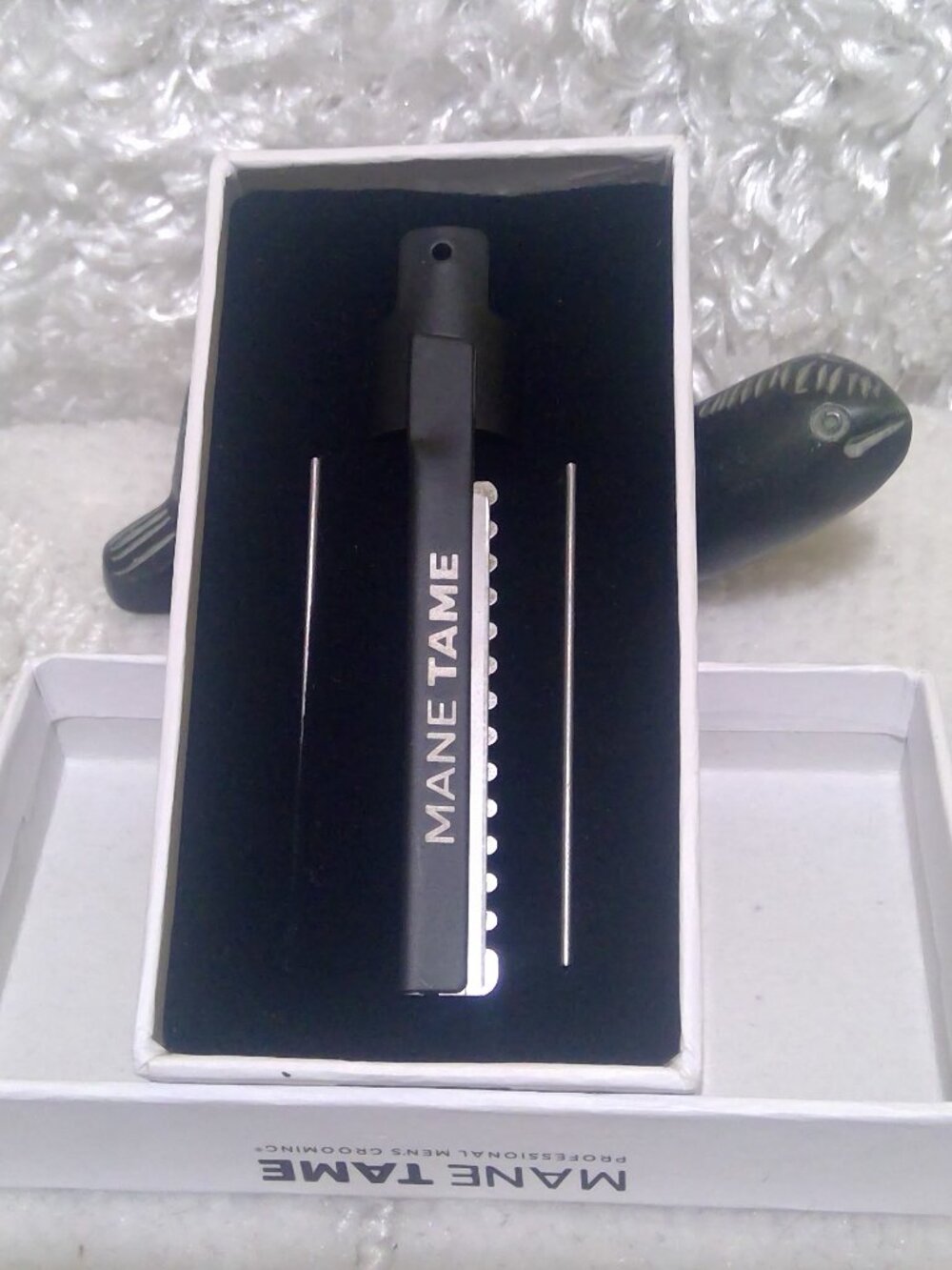 Mane Tame Texture Finger Razor